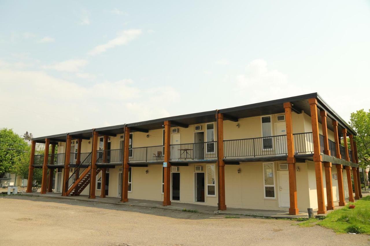 Fraser Inn Принс Джордж Екстериор снимка